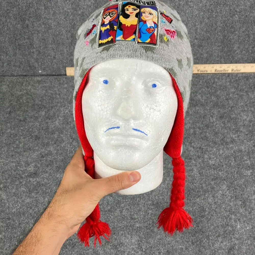 DC Super Hero Girls Beanie Youth Girls Gray Red Pom Knit Hat One Size Girl Power